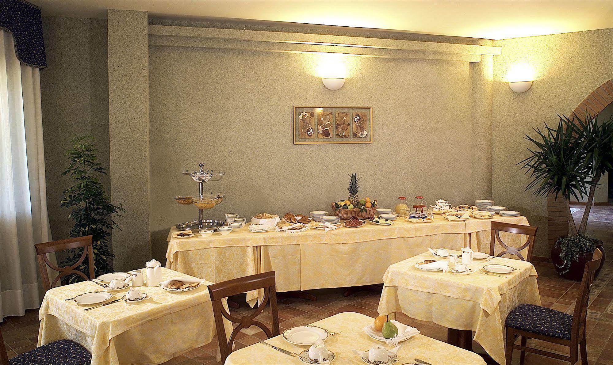 Hotel San Giorgio Sangano Esterno foto