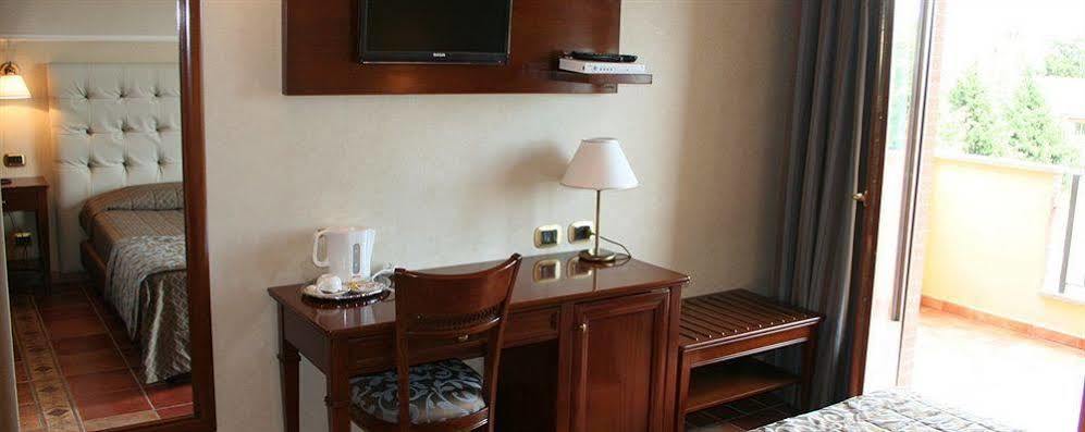 Hotel San Giorgio Sangano Esterno foto